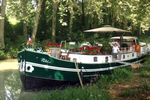 02-peaceful-mooring peaceful mooring