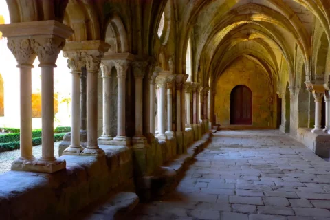 abbey de fontfroide