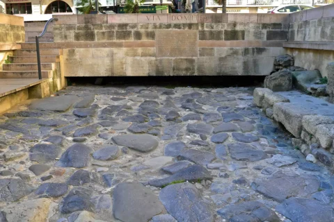 via domitta narbonne